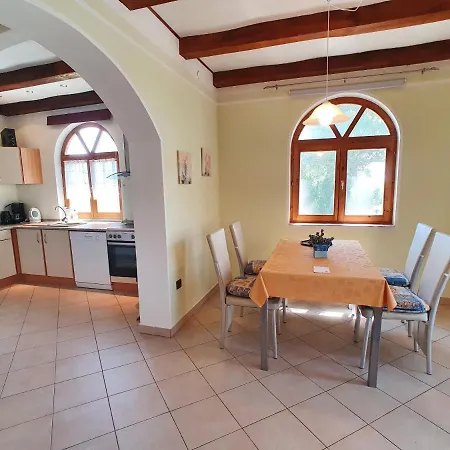 House Joshi & Rudi Holiday home *